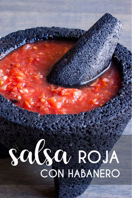 Aprende a hacer esta deliciosa Salsa Roja con Habanero fácil y rápida. Es perfecta para acompañar tacos, carne asada y hasta los huevitos del desayuno, ¡te va a encantar! • The Sweet Molcajete #thesweetmolcajete #salsapicante #salsaroja #comidamexicana #salsadehabanero #habanero #salsa #receta #recetasdecocina #recetasfáciles